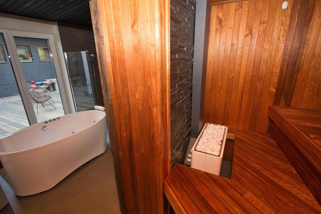 Casa Monkey Paernu With Sauna And Terrace Buitenkant foto